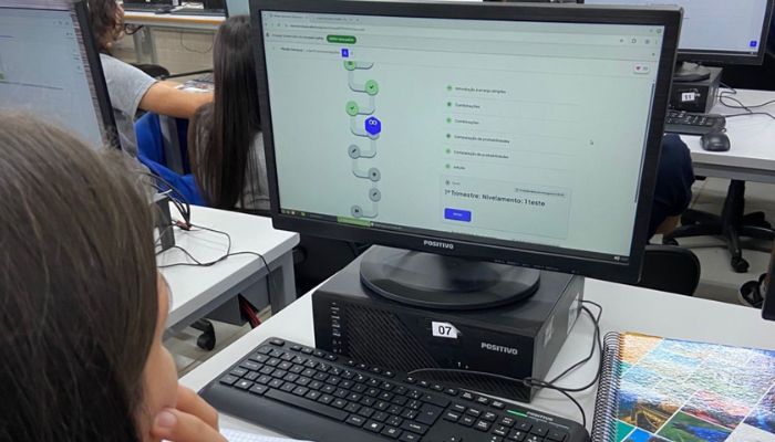  Ensino de Matemática: alunos da rede estadual são os primeiros do país a testar ferramenta 